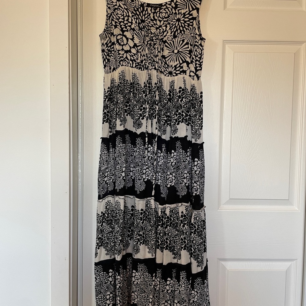 Summery Black and White Floral Dress
